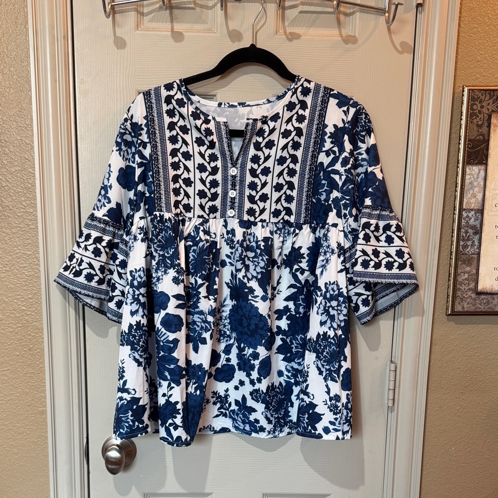 Women's Blue and White Floral Peasant Top - Classic Boho Style